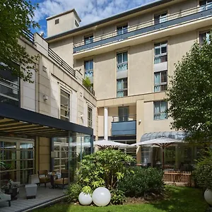 **** Hotel Ampere França